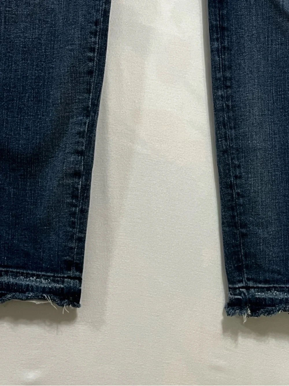 Madewell 9” High Rise Skinny Jeans Dark Wash 31 Raw Hem Distressed - Picture 4 of 12